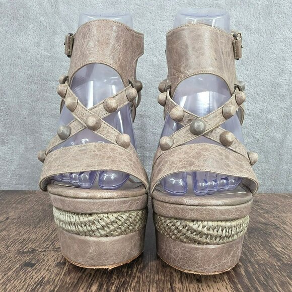 Balenciaga Arena Espadrille Wedges Sandals 10 Taupe Grey Studded Leather Raffia - Picture 4 of 16